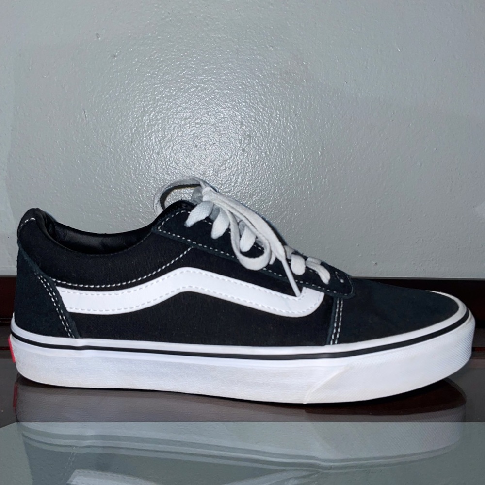 Old Skool Black and White Vans Size 8.5